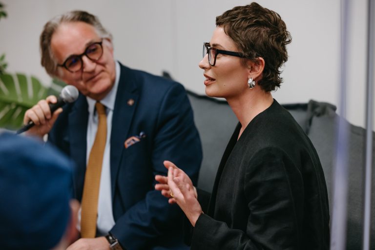 Freedom Diaries було представлено у  Брюсселі на міжнародній мистецькій події